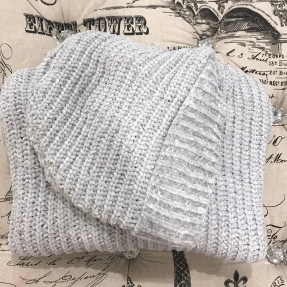 Design Lab Lord&Taylor Sweater - Picture 6 of 7